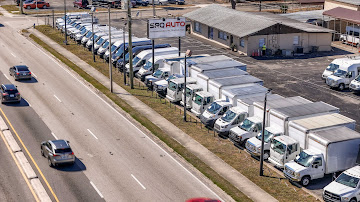 SRQ Auto LLC building exterior in Bradenton, FL.