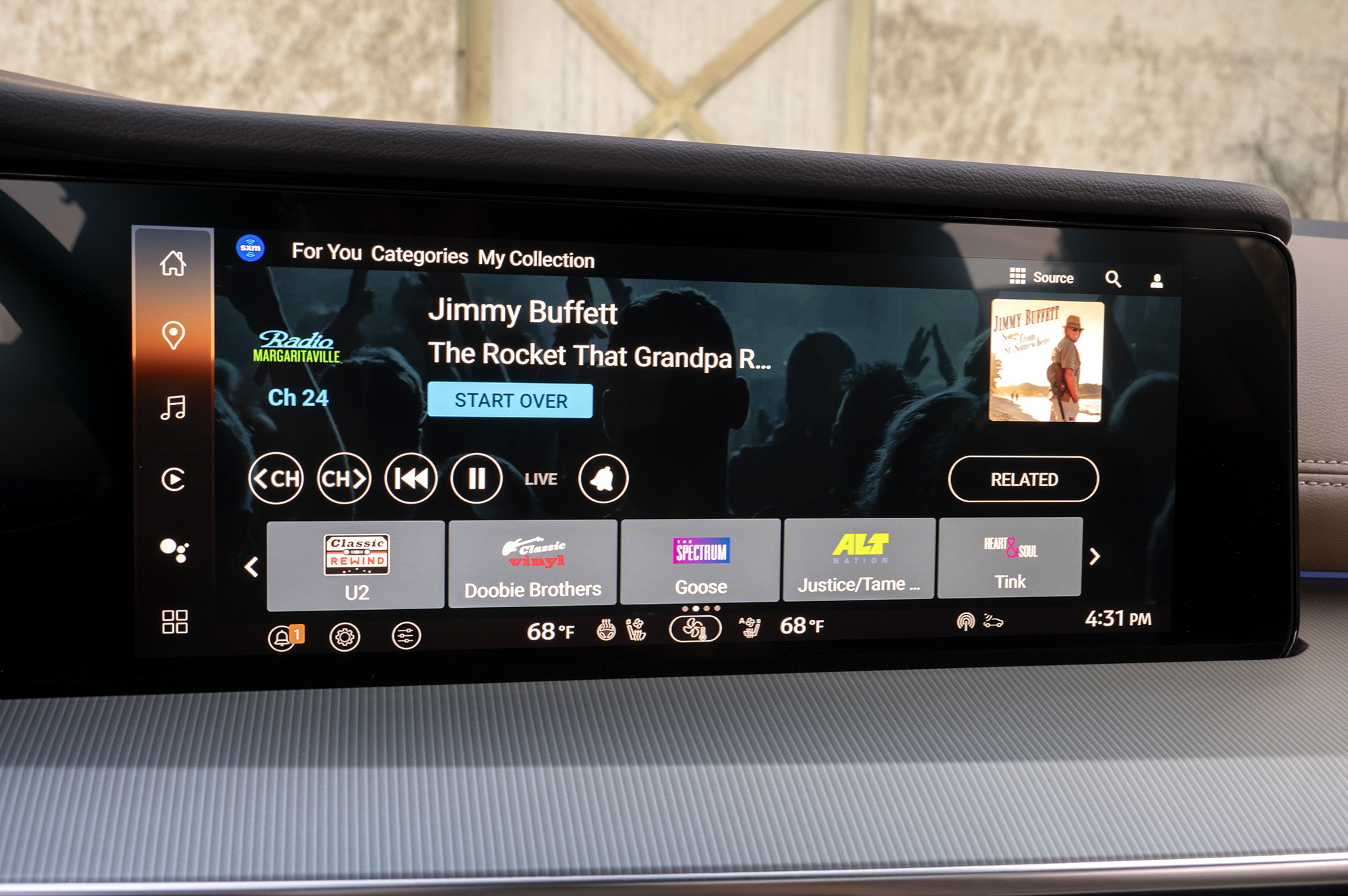 2026 Nissan Murano infotainment display