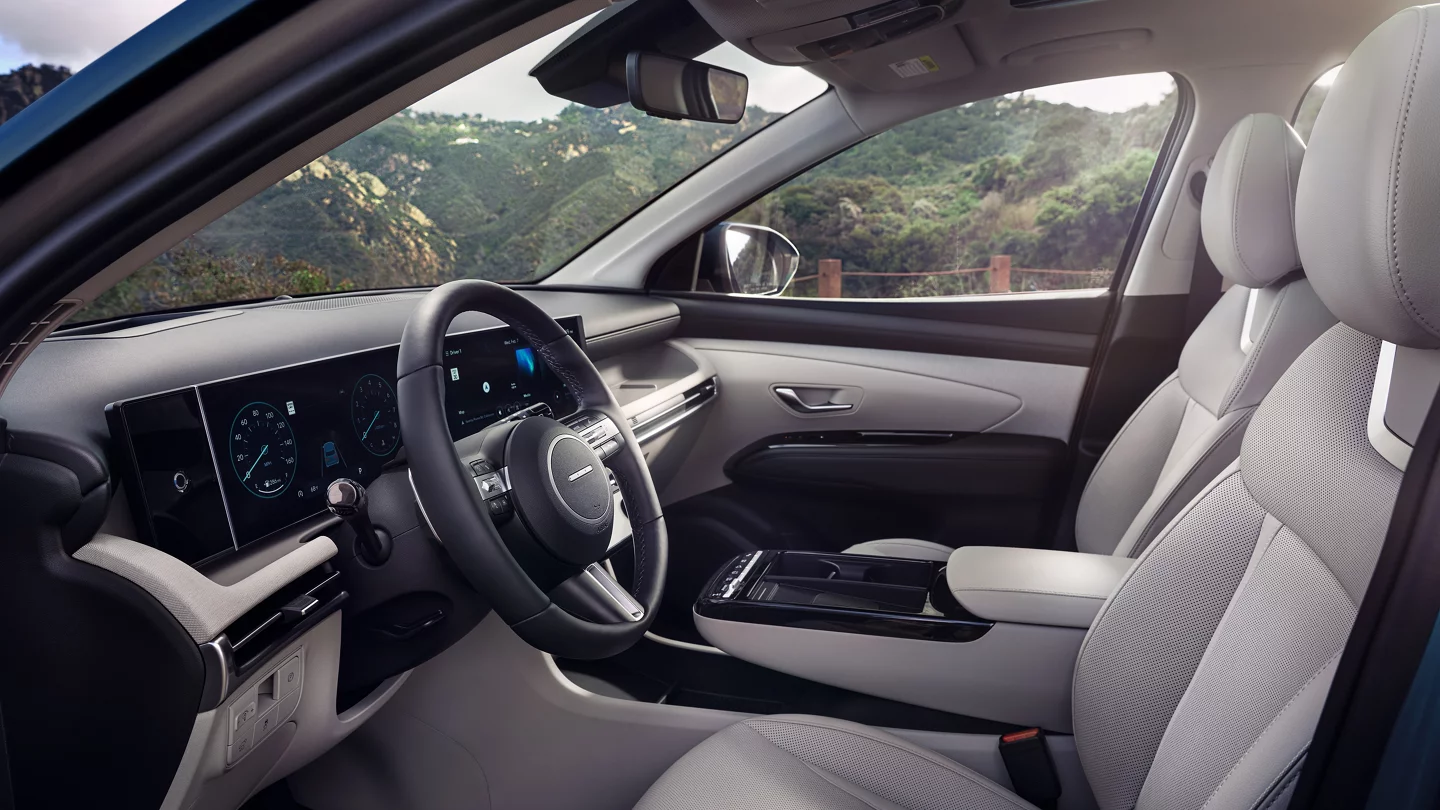 2026 Tuscon Interior