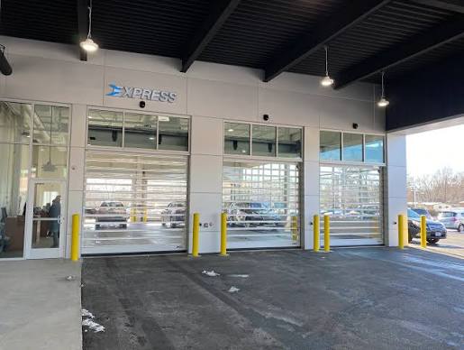 The exterior of Sunset Hills Subaru dealership at 10100 Watson Rd.