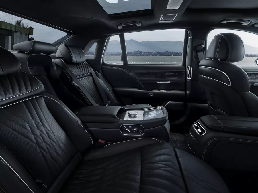 2026 Genesis G90 interior