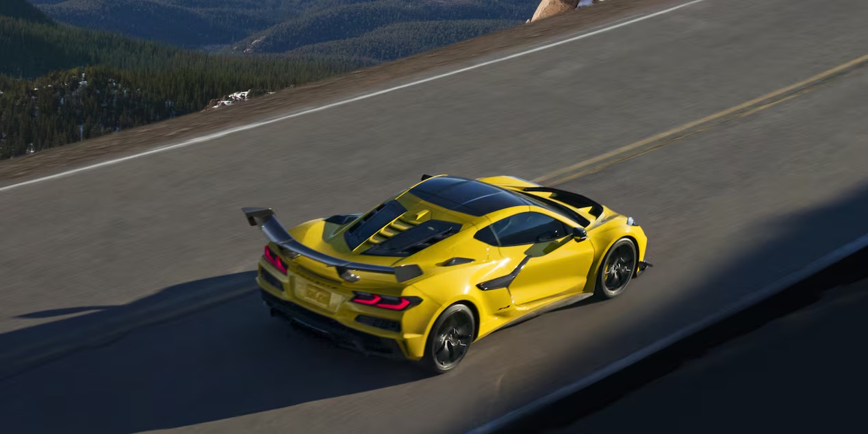 Detailed view of the 2026 Corvette ZR1 split rear window design
